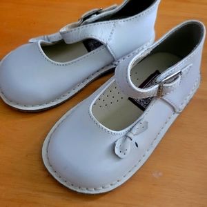 L'Amour White Mary Jane Shoes size 7